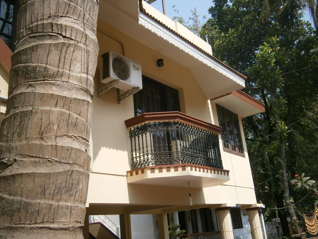Lazar Residency Homestay Kochi Exterior foto